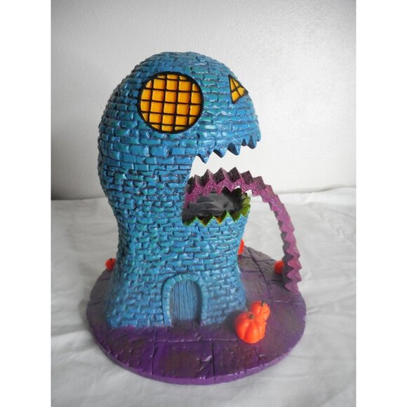 Disney's Hawthorne Village Nightmare Before Christmas Lizard House Black Light - Picture 2 of 7